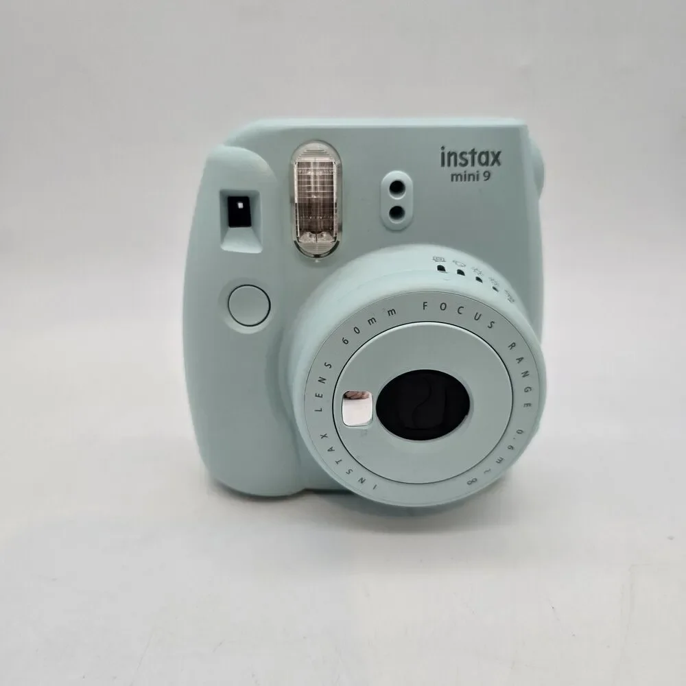 Fujifilm Instax Mini 9 Instant Film Camera Ice Blue w/ Ice Blue Case